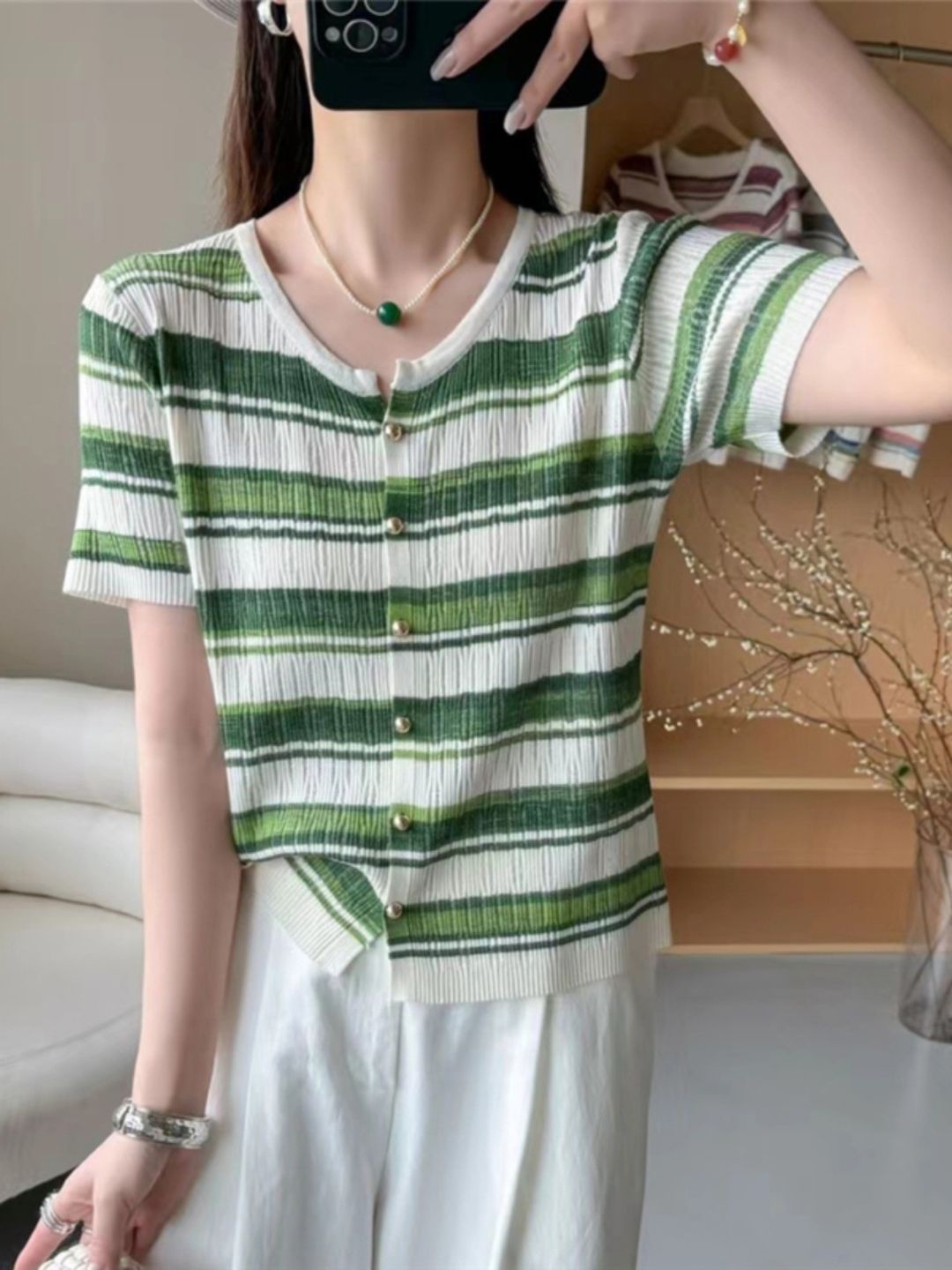 

KPOP Women Striped Round Neck Short Sleeves Top, Green