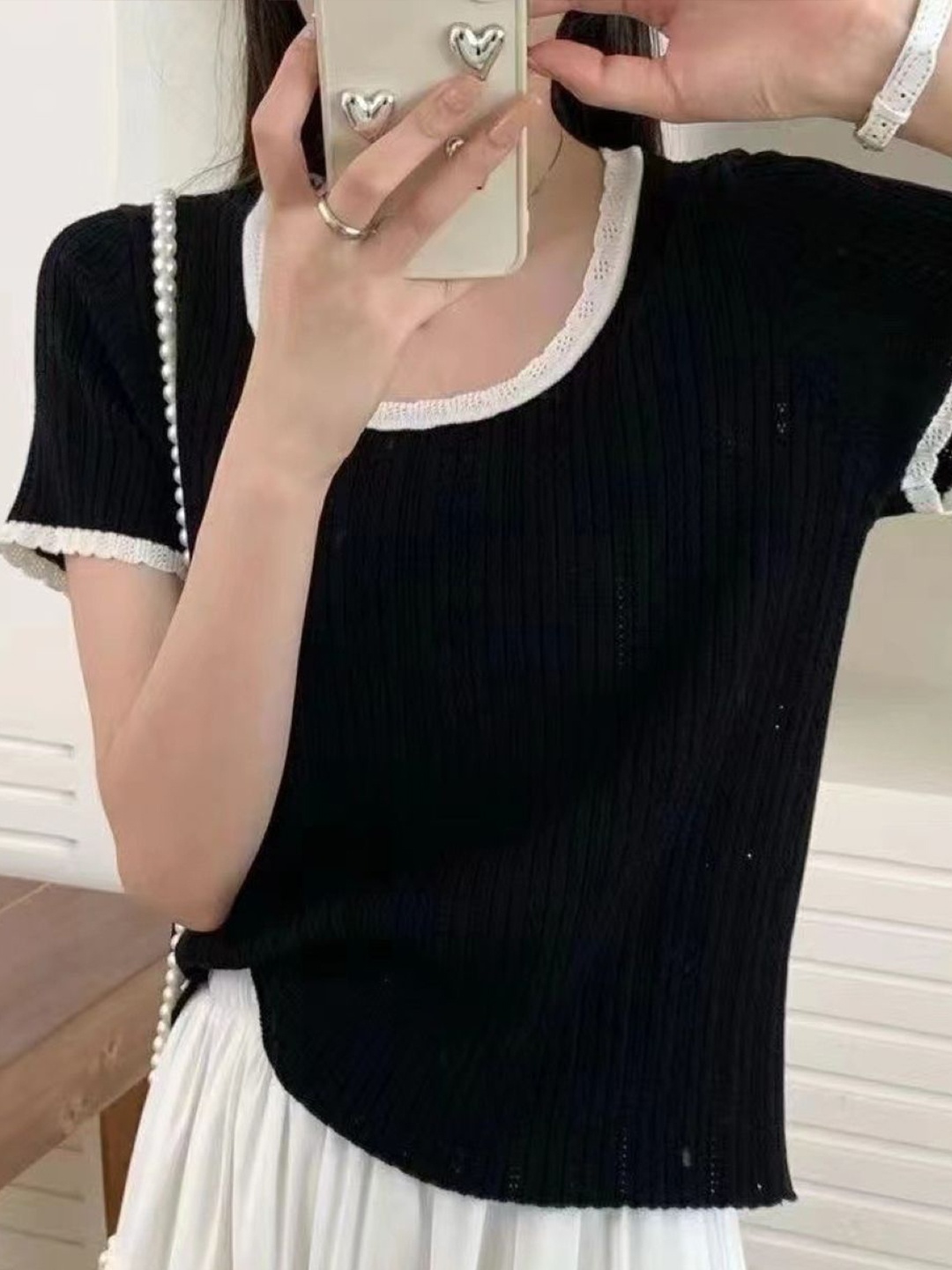 

KPOP Round Neck Regular Top, Black
