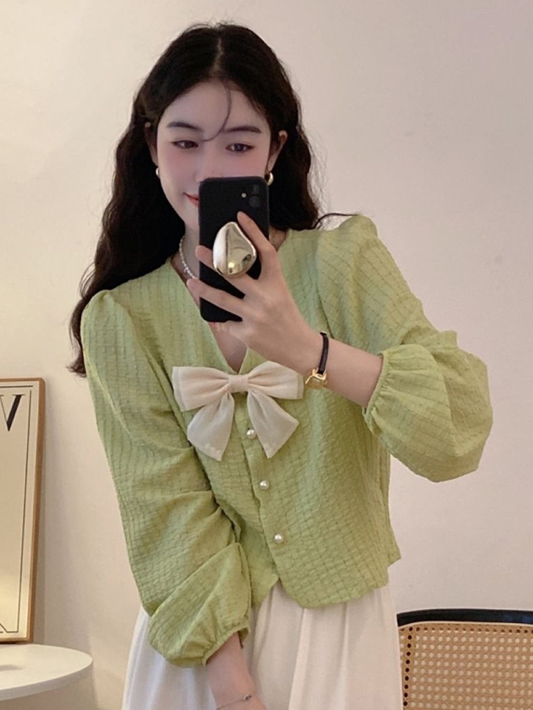 

HERE&NOW Women V-Neck Puff Sleeve Top, Green
