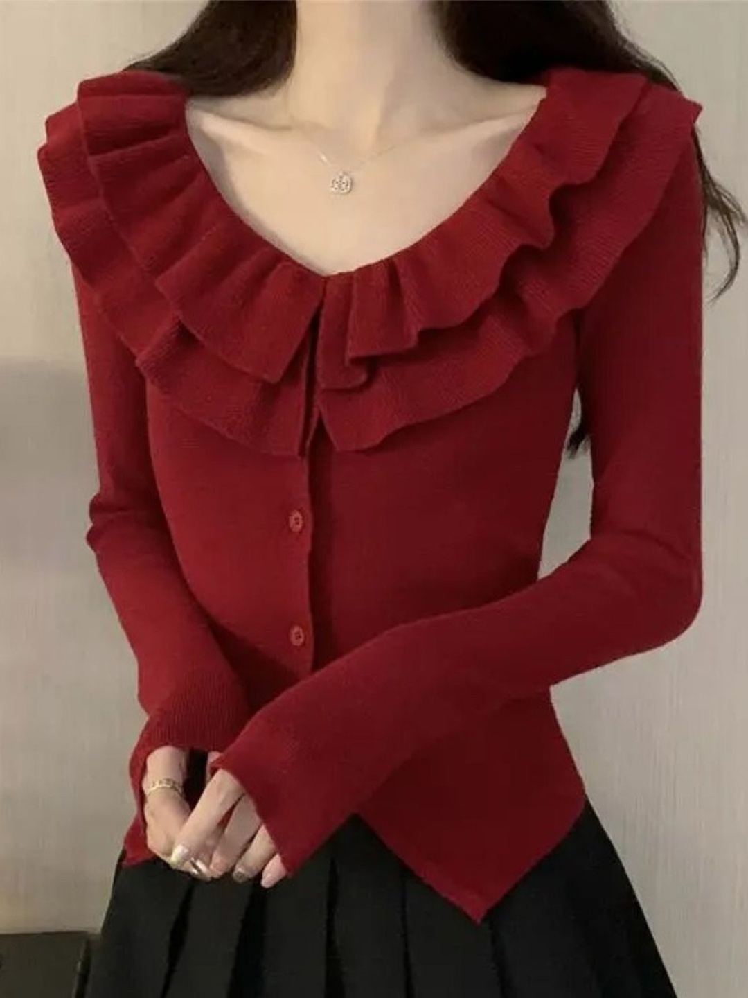 

KPOP Women Extended Sleeves Top, Red