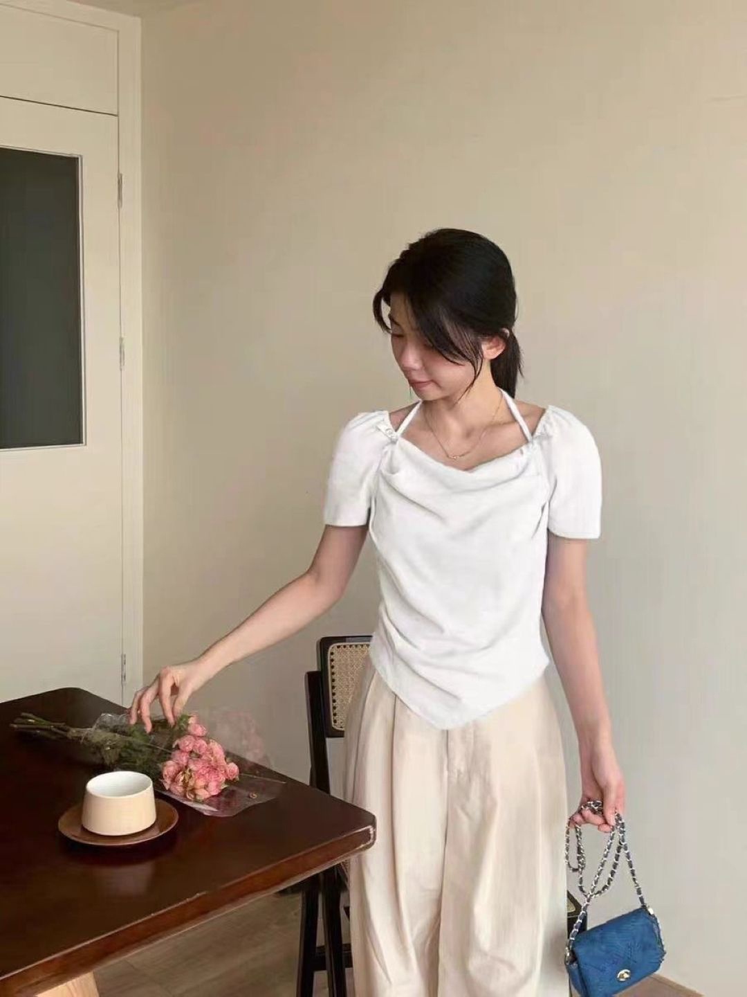 

KPOP Women Round Neck Top, White
