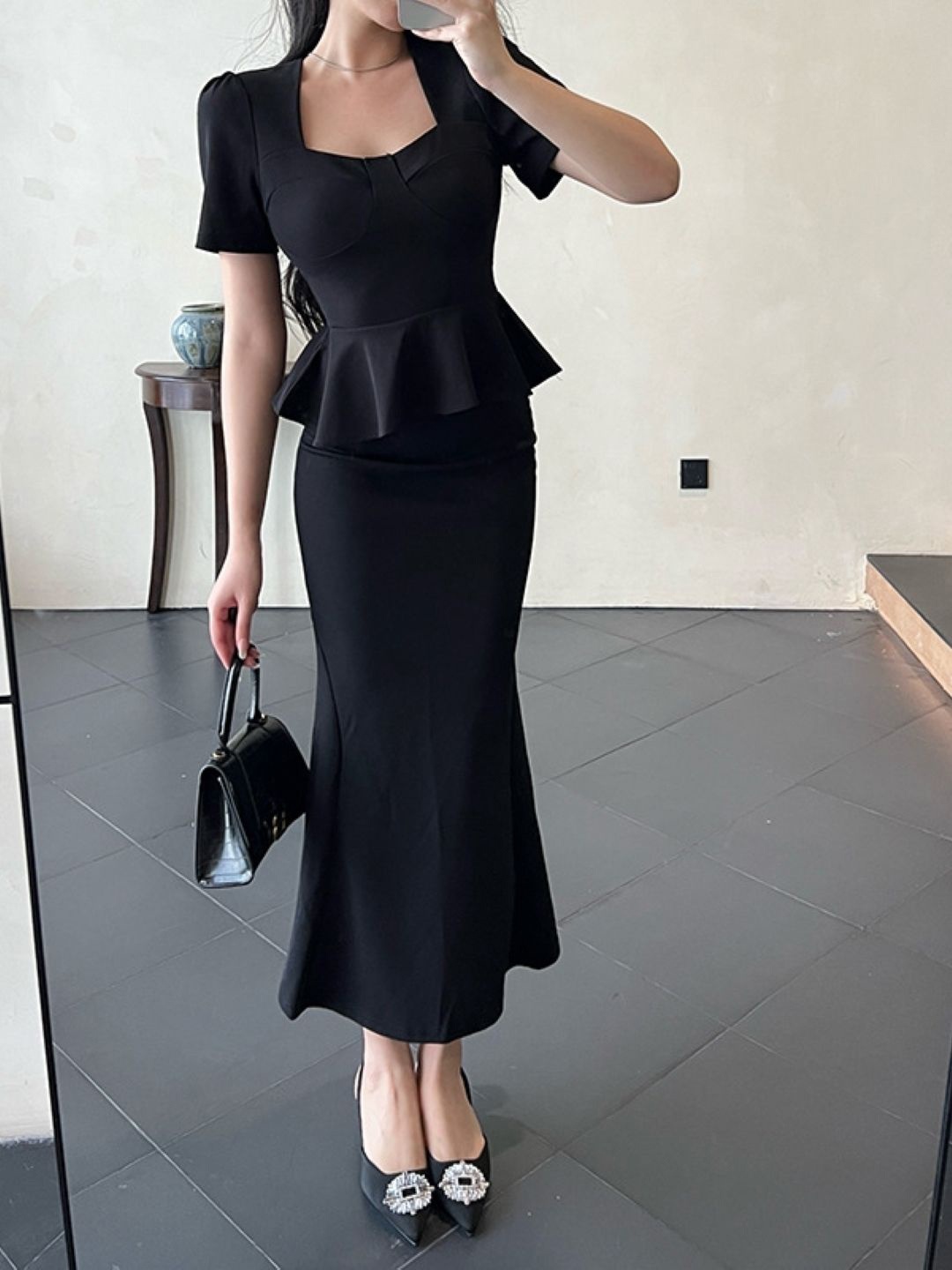 

KPOP Women Square Neck Peplum Top, Black