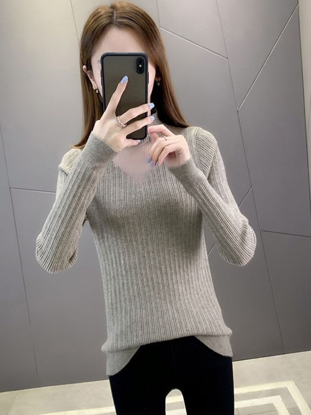 

HERE&NOW Women Round Neck Long Sleeves Solid Top, Grey