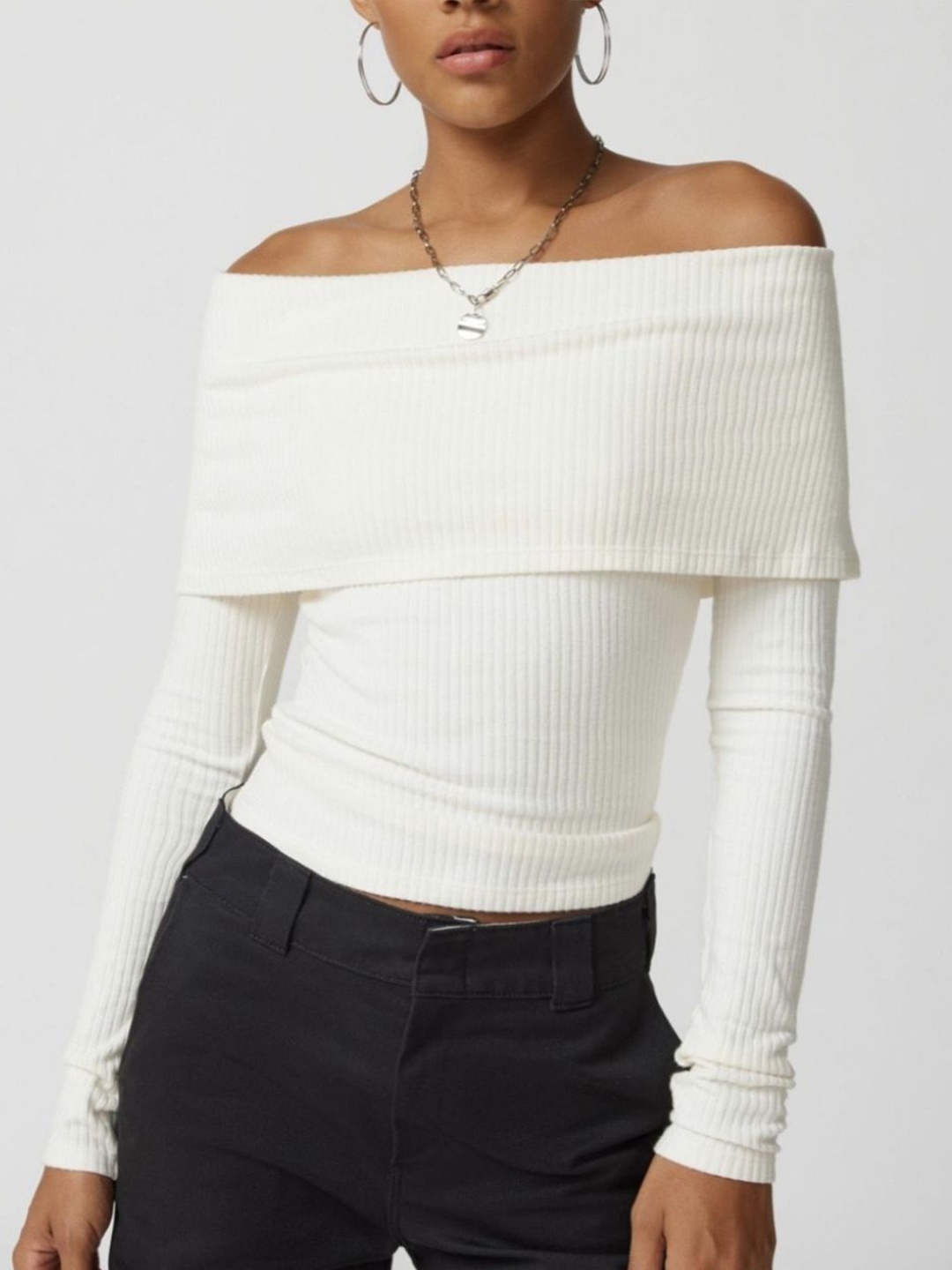 

KPOP Off-Shoulder Long Sleeves Crop Top, White