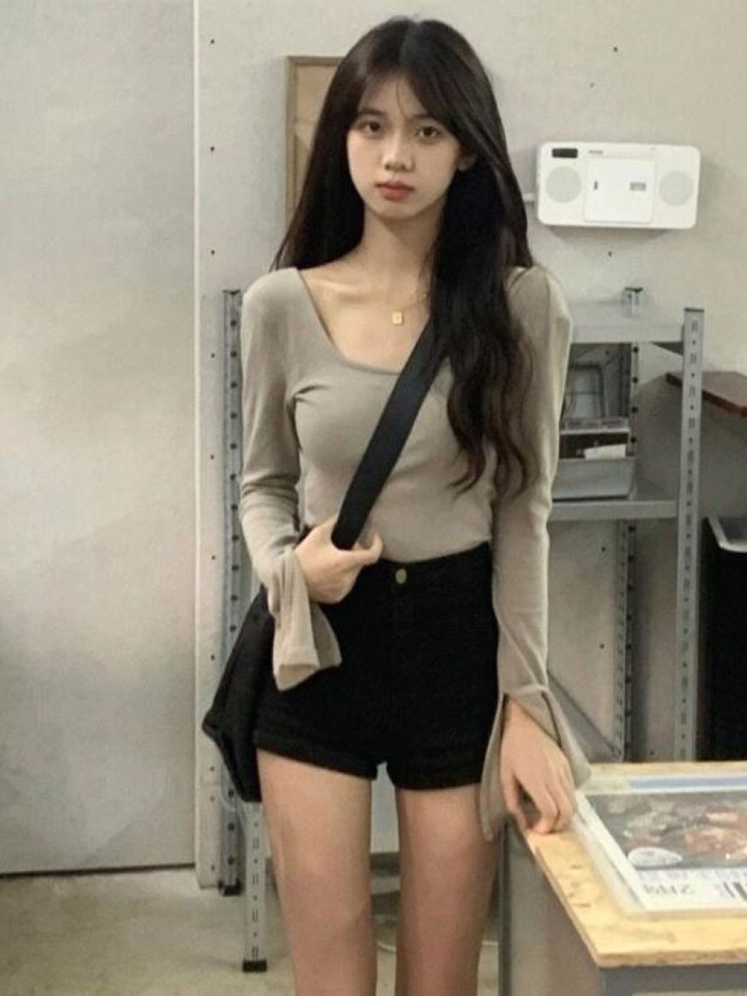 

HERE&NOW Women Scoop Neck Crop Top, Grey
