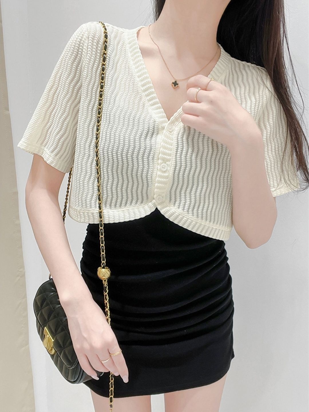 

KPOP V-Neck Crop Top, Cream
