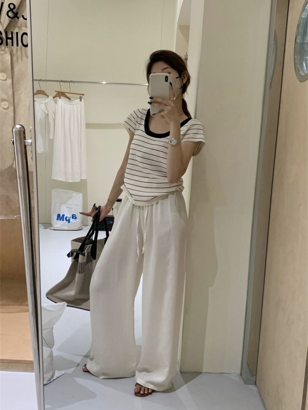 

KPOP Women Striped Round Neck Top, Cream