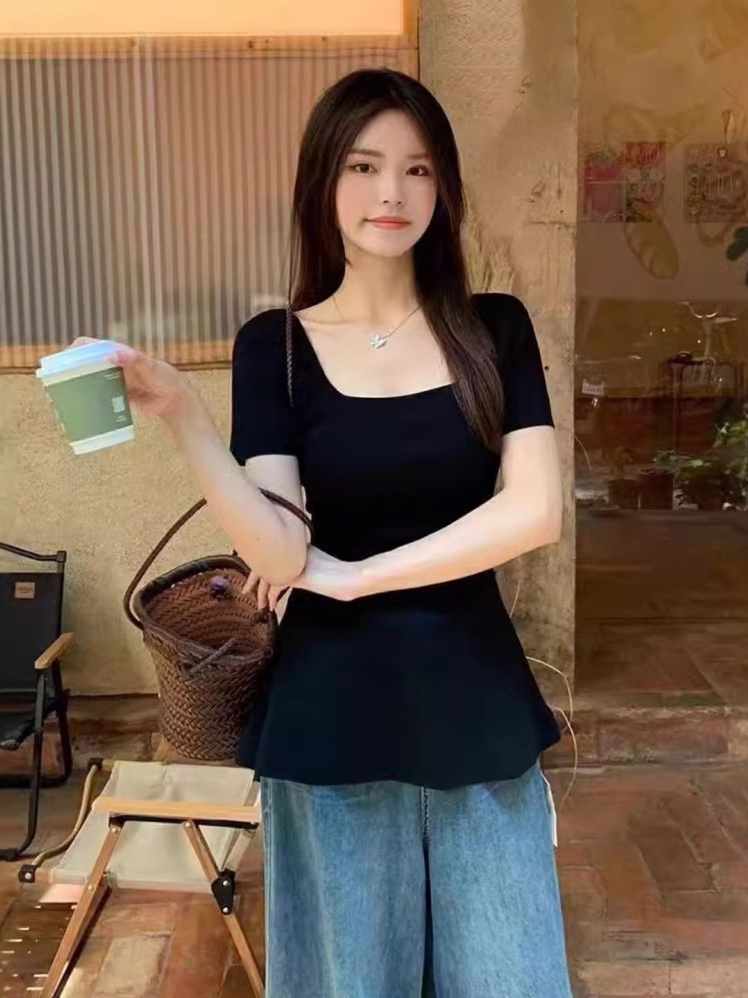 

KPOP Women Square Neck Top, Black