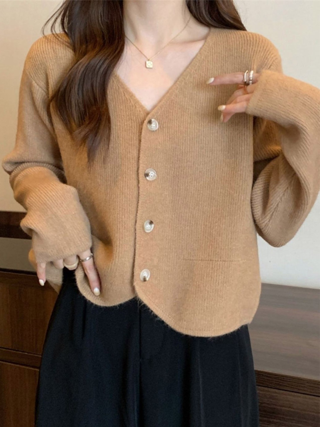 

HERE&NOW Extended Sleeves Top, Brown