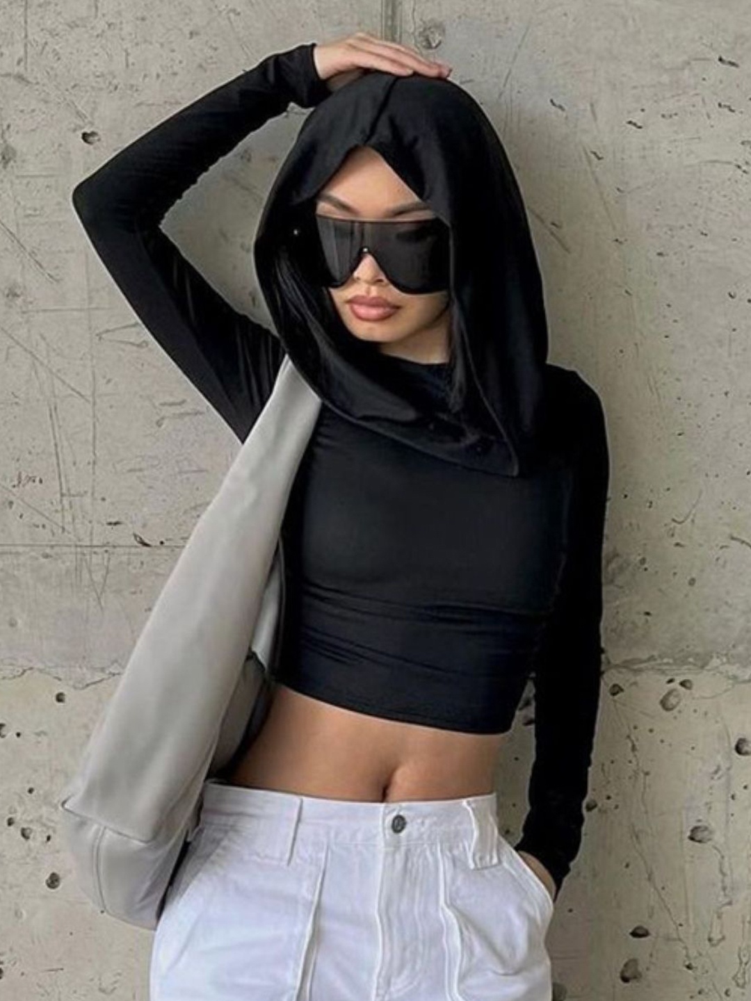 

HERE&NOW Women Hooded Crop Top, Black