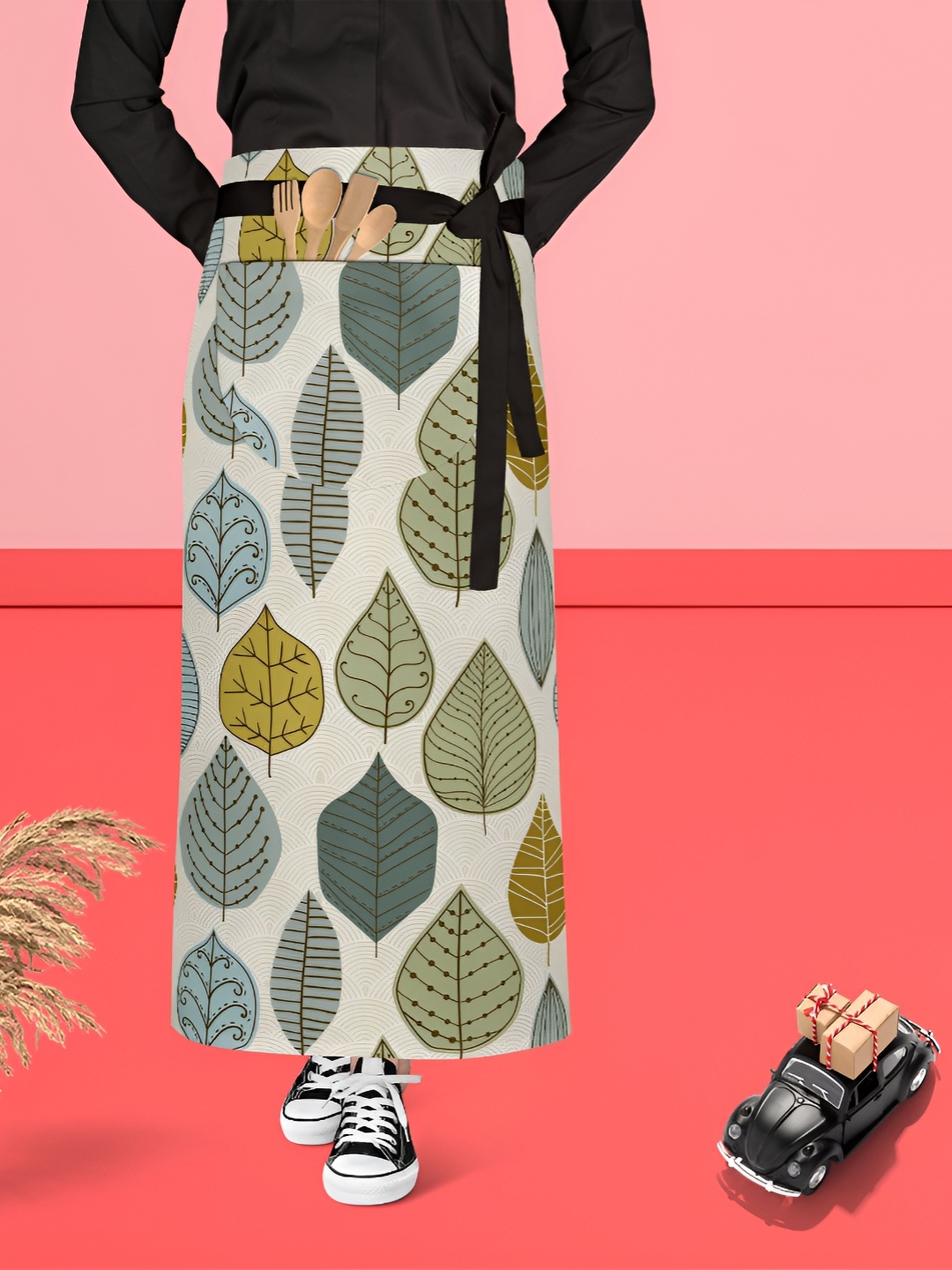 

ArtzFolio Off White & Green Printed Pure Cotton Waist Apron