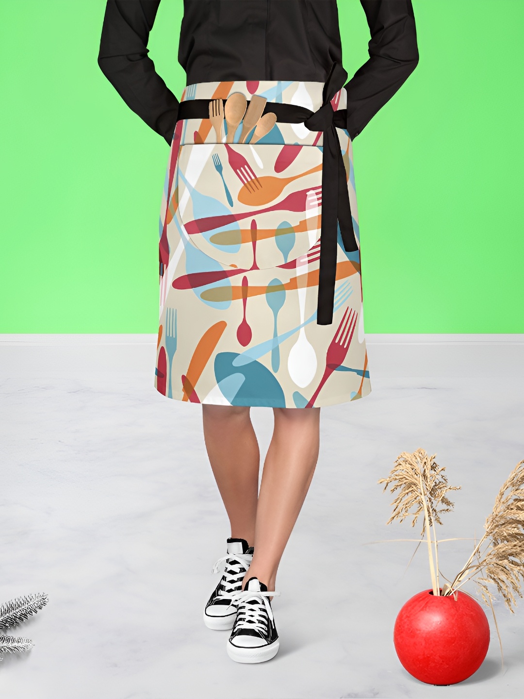 

ArtzFolio Cream Printed Cotton Waist To Knee Apron