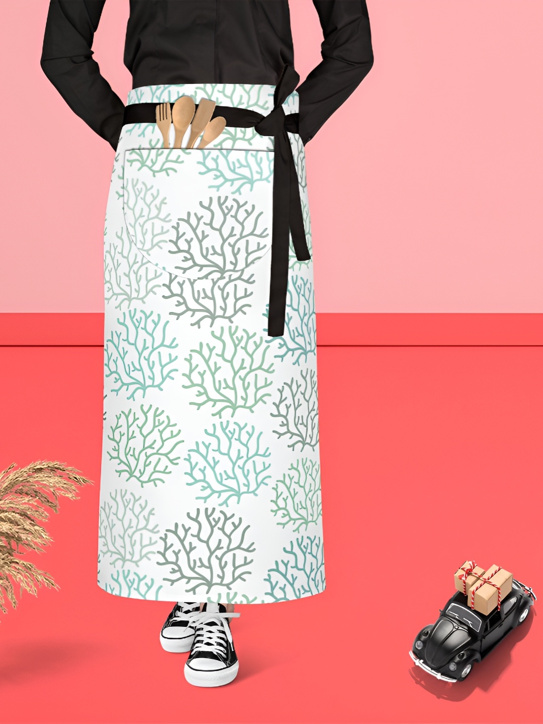 

ArtzFolio White & Blue Printed Cotton Waist Apron