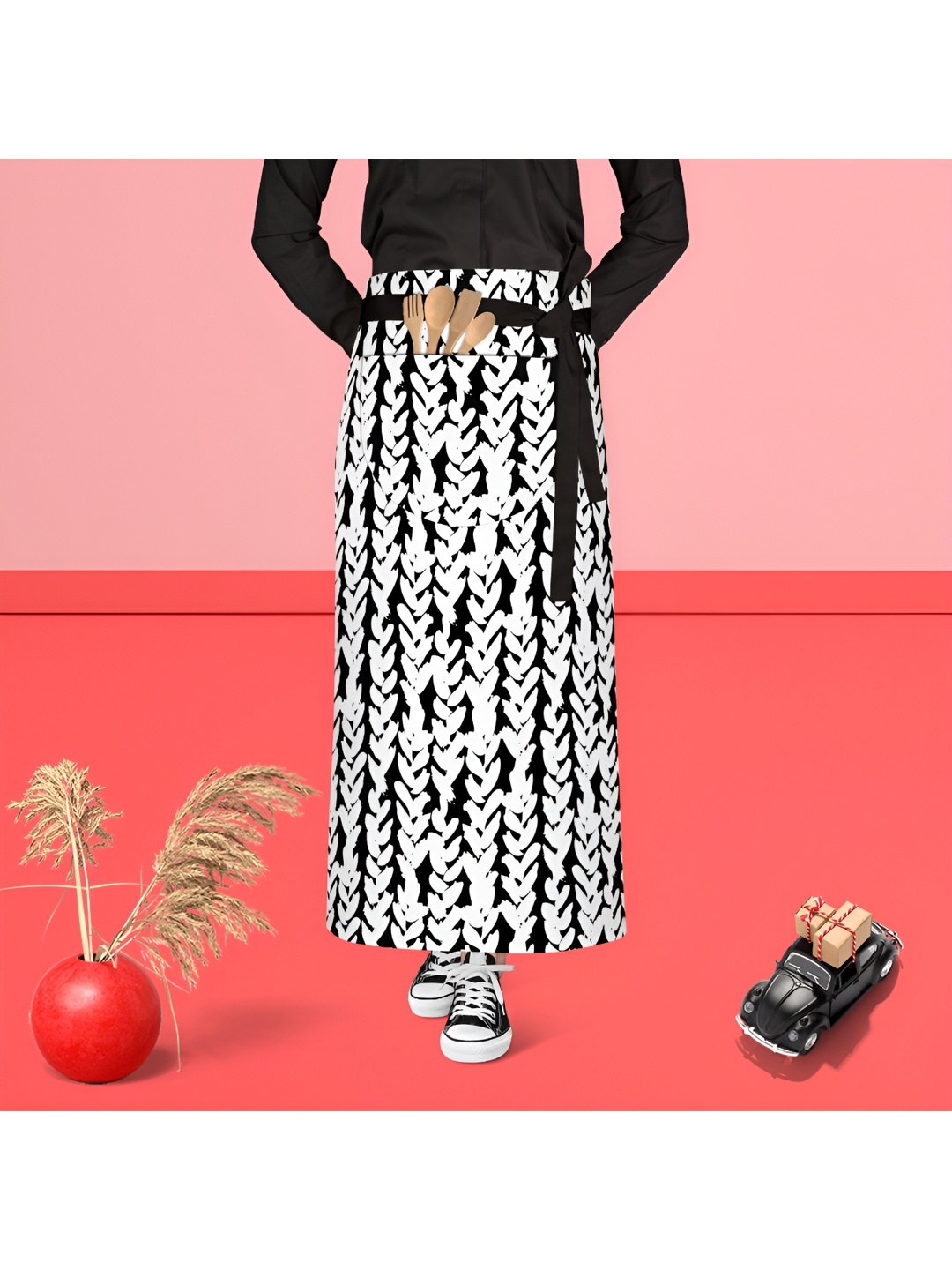 

ArtzFolio Black & White Printed Cotton Waist Apron