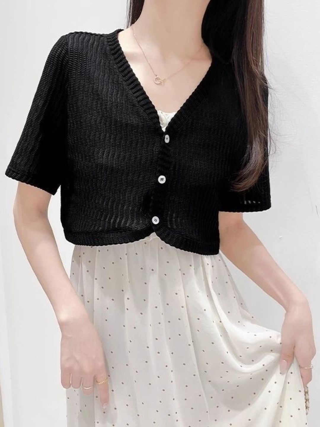 

KPOP Women V-Neck Short Sleeves Crop Top, Black