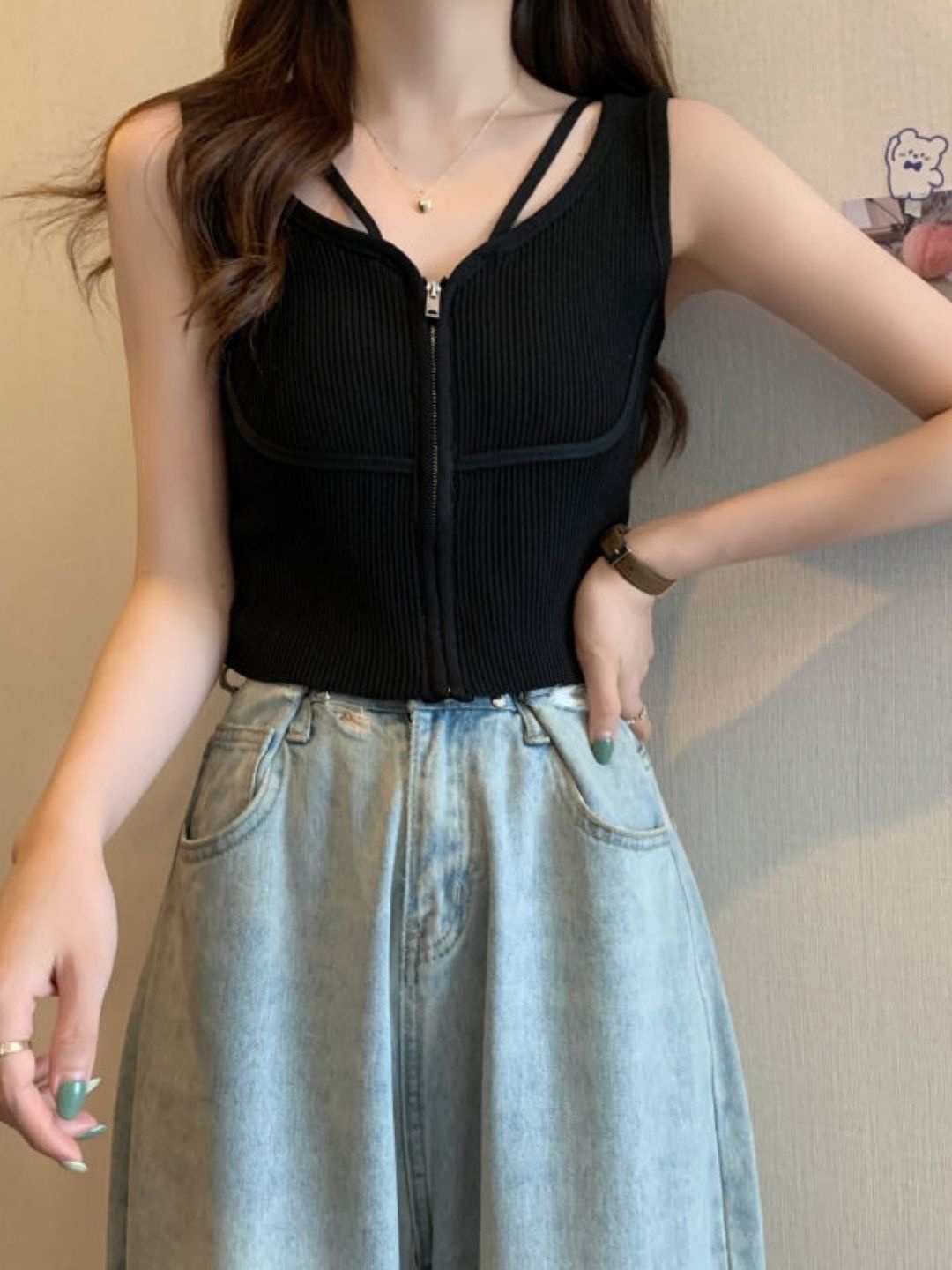 

HERE&NOW V-Neck Regular Top, Black