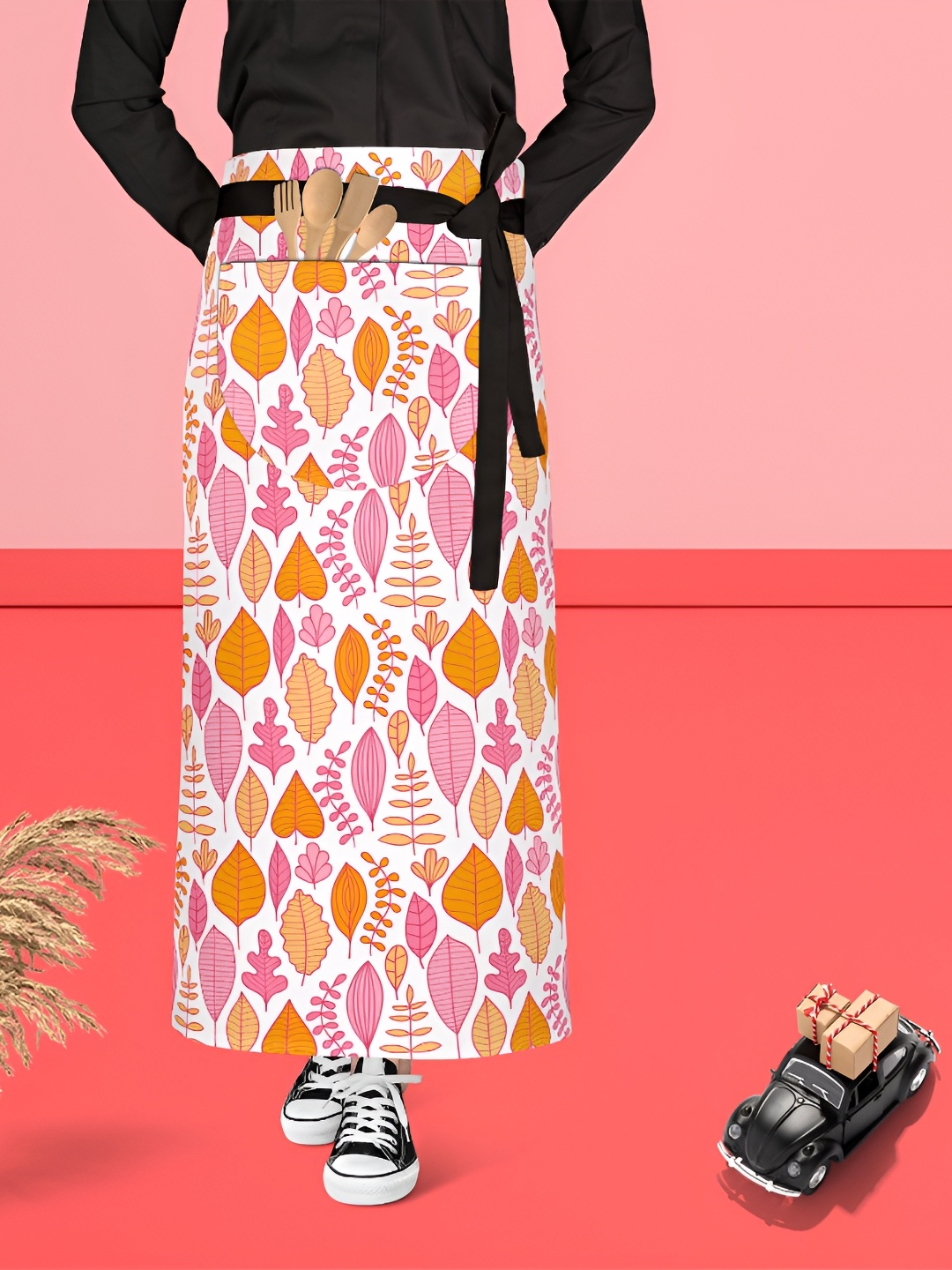 

ArtzFolio Pink & White Printed Cotton Waist Apron