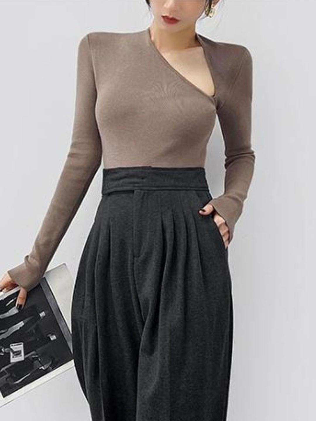 

HERE&NOW Extended Sleeves Regular Top, Brown