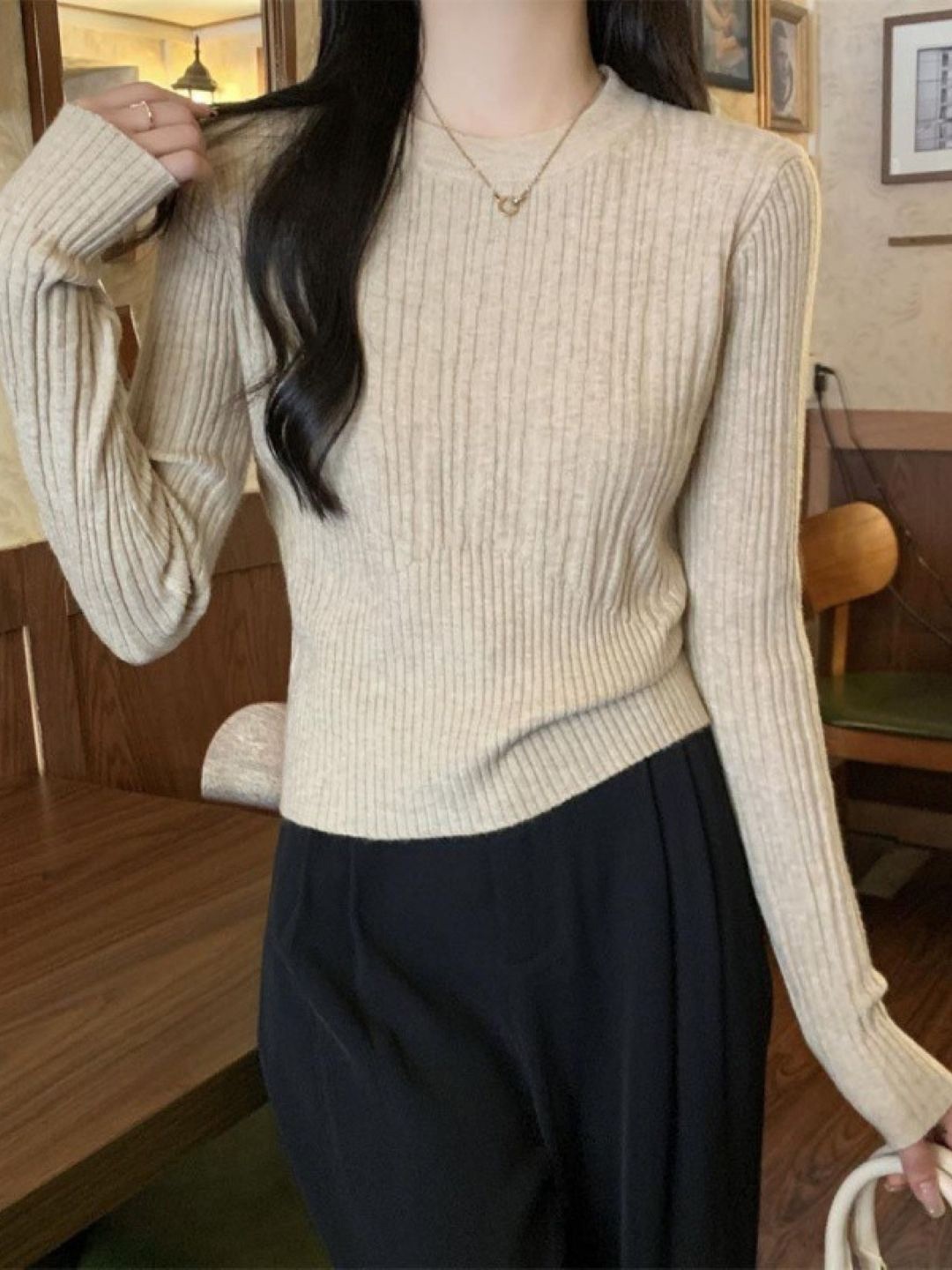 

HERE&NOW Round Neck Long Sleeves Top, Khaki