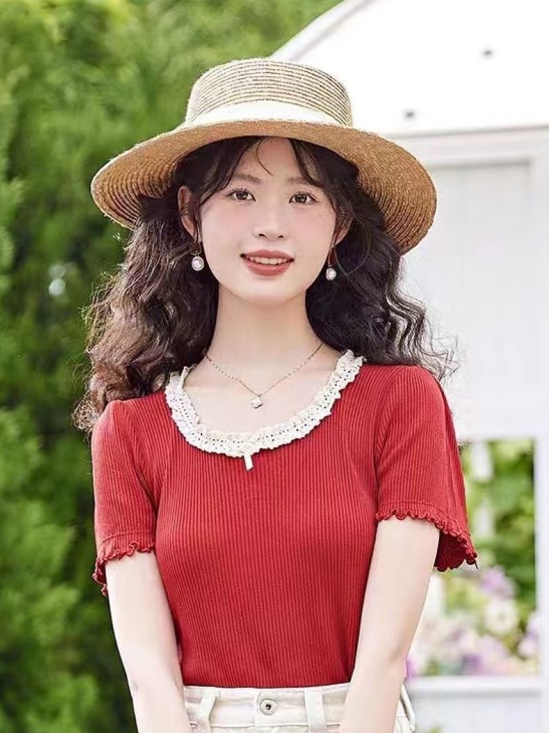 

KPOP Women Solid Round Neck Regular Top, Red