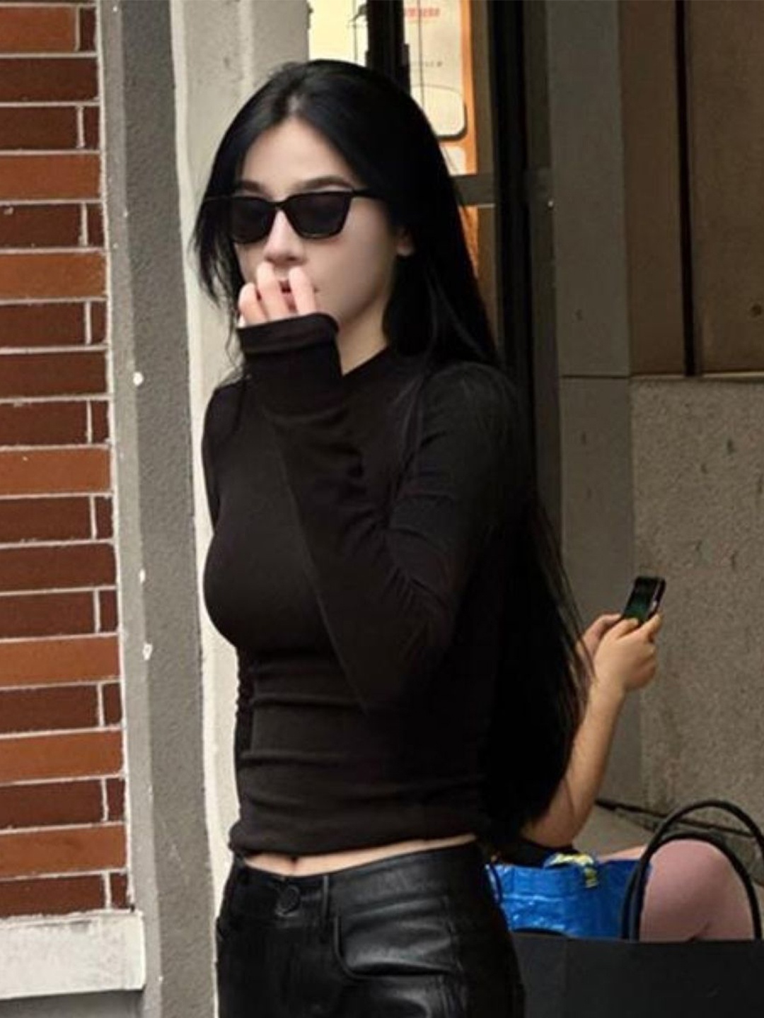 

HERE&NOW Women Round Neck Long Sleeves Top, Black