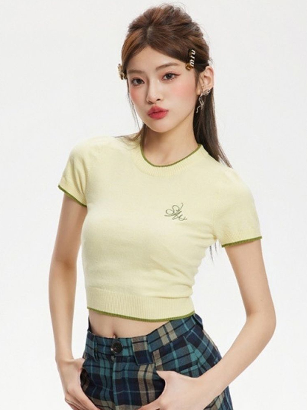 

KPOP Women Printed Round Neck Short Sleeves Crop Top, Yellow