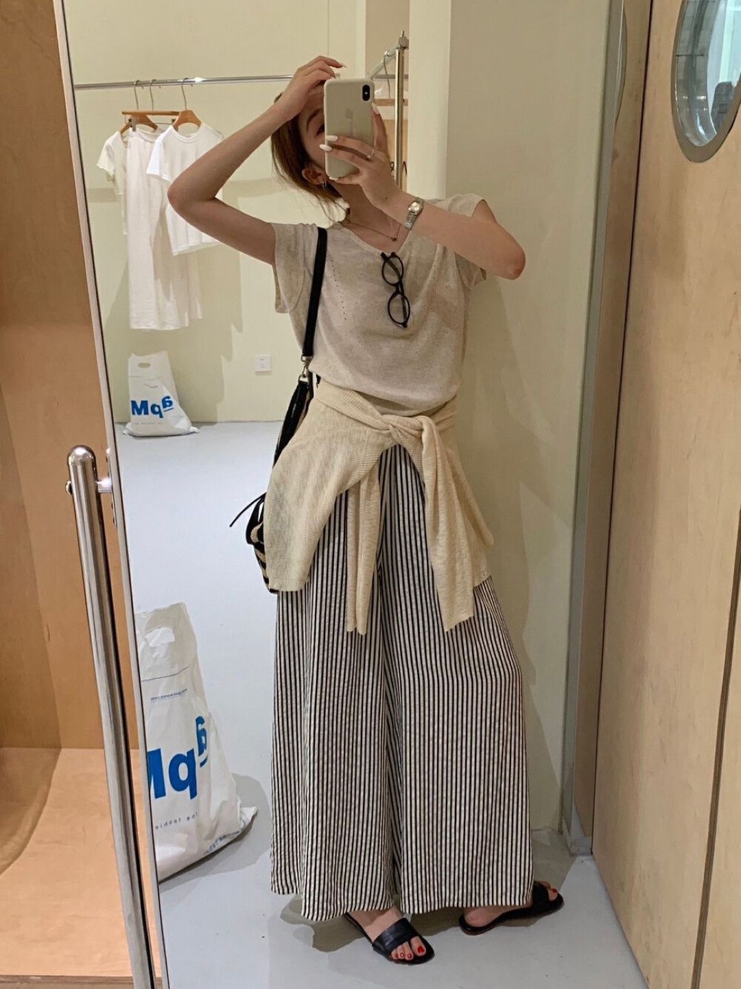 

KPOP Women Round Neck Short Sleeves Top, Cream