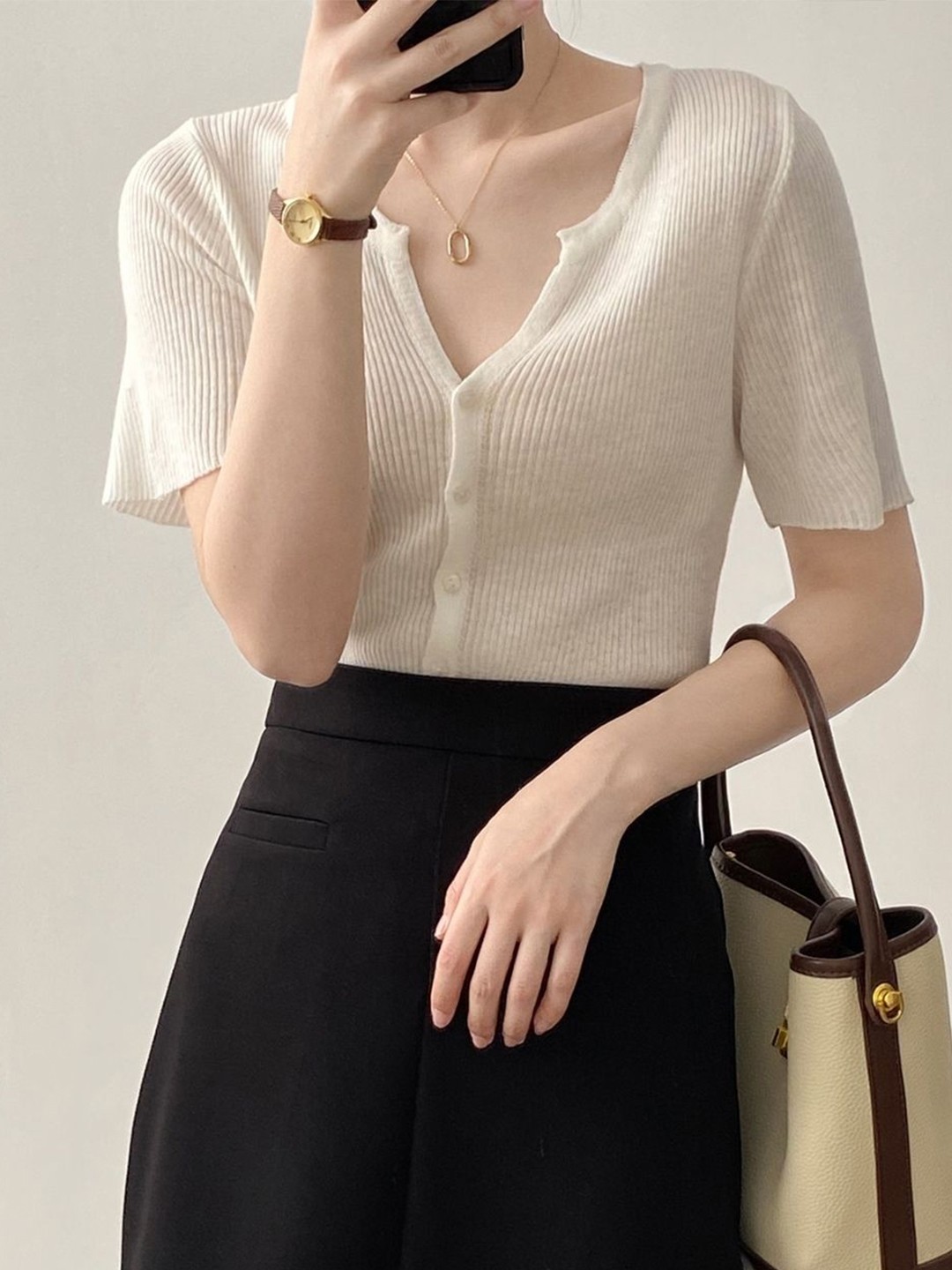 

KPOP Women V-Neck Striped Top, Cream