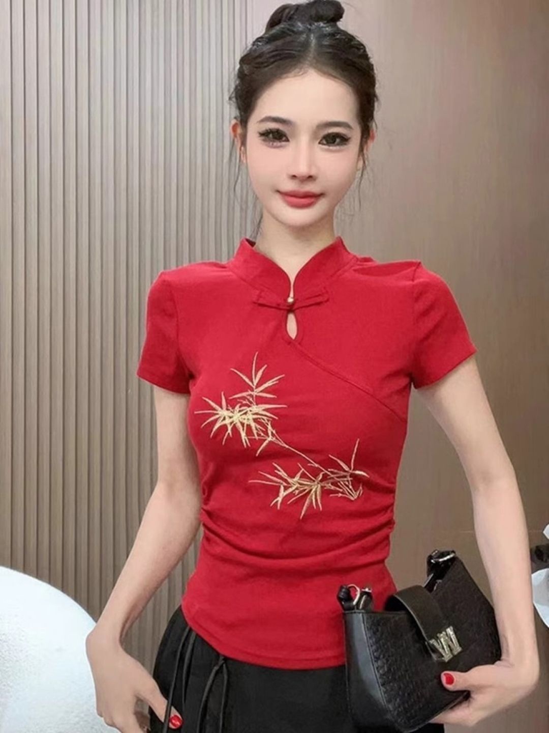 

HERE&NOW Women Printed Keyhole Neck Short Sleeves Fitted Top, Red