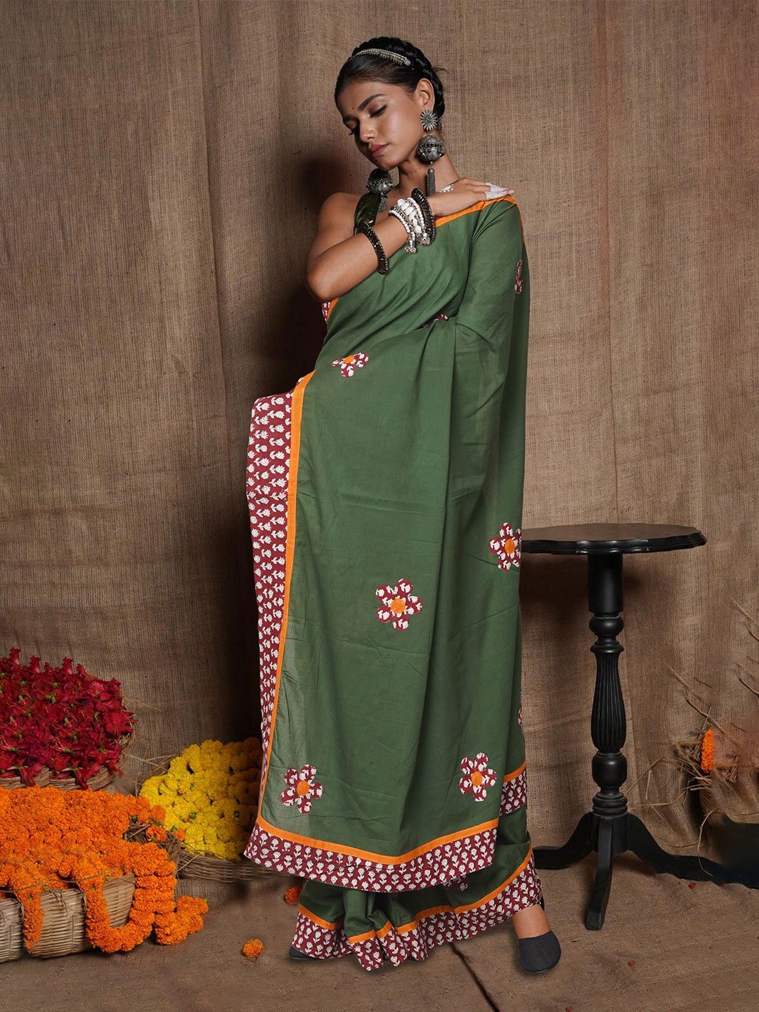 

Unnati Silks Floral Pure Cotton Block Print Saree, Green