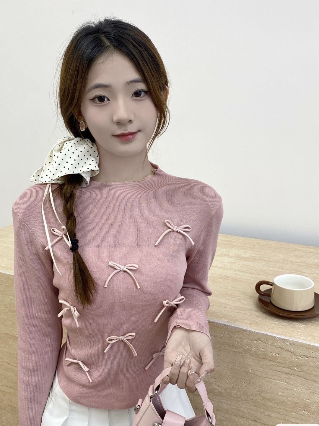 

KPOP Women Round Neck Long Sleeves Top, Pink