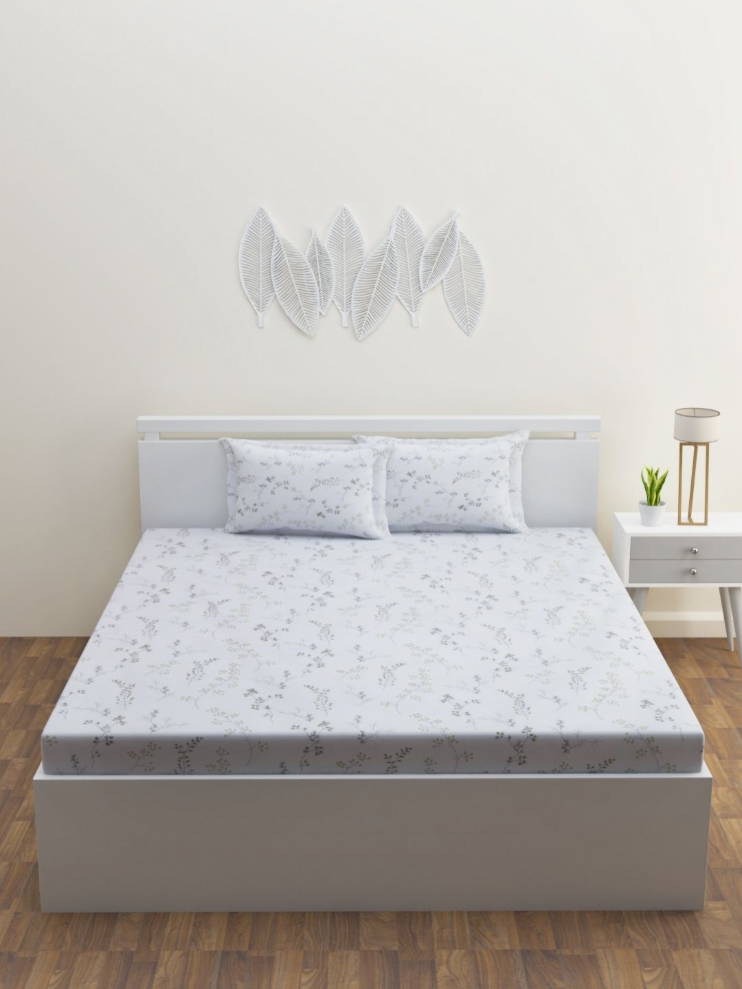 

HAPPY HUES White & Black Floral 180 TC King Bedsheet Set 2.74 m x 2.74 m