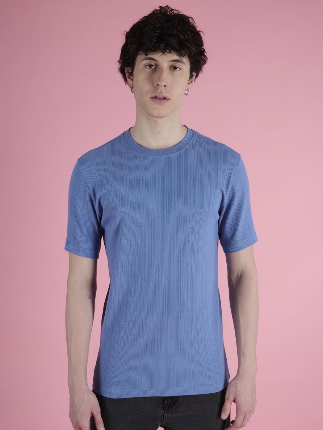

IVOC Men Round Neck Self Design T-shirt, Blue