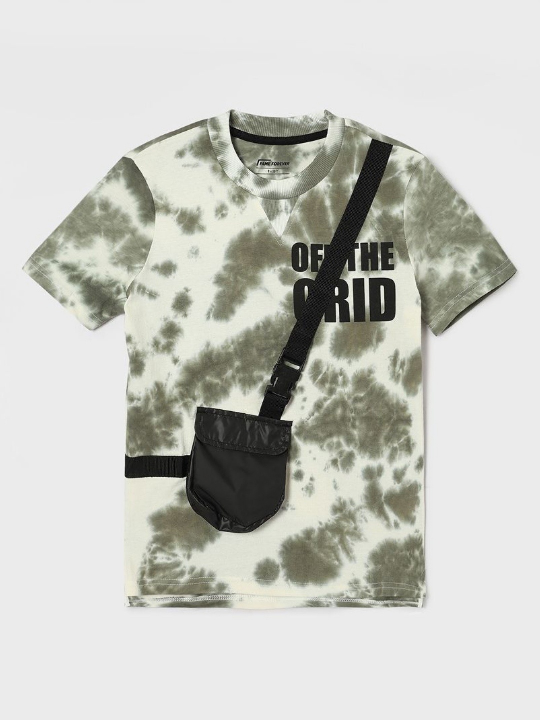 

Fame Forever by Lifestyle Boys Tie & Dye Printed Crossbody Pocket Detail T-shirt, Off white