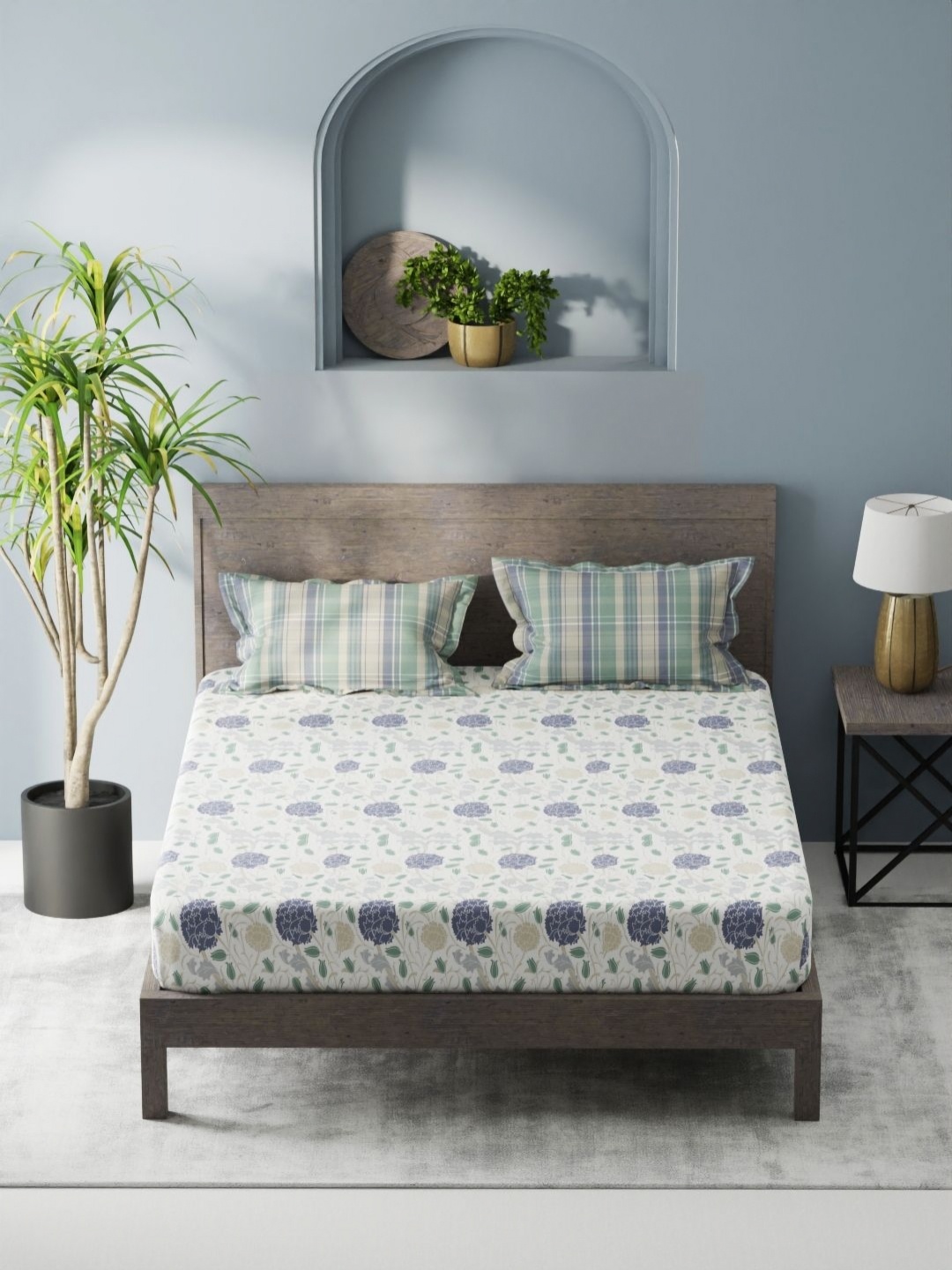 

KOPA Denim Cotton White & Green Floral Microfiber 200 TC King Bedsheet Set 2.31 m X 2.54 m