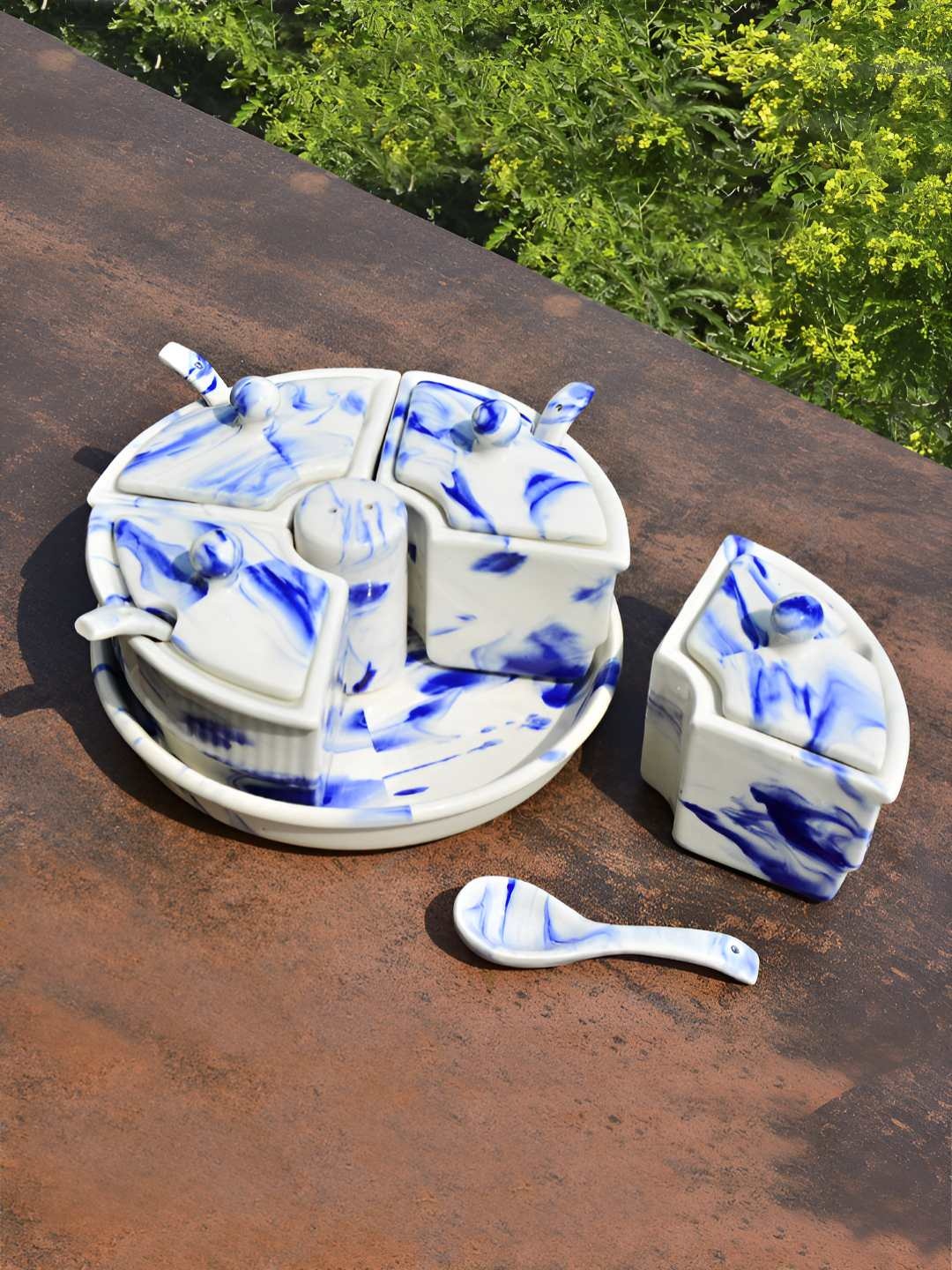 

StyleMyWay White & Blue 5 Pieces Abstract Printed Ceramic Pickle Set & Salt Dispensers