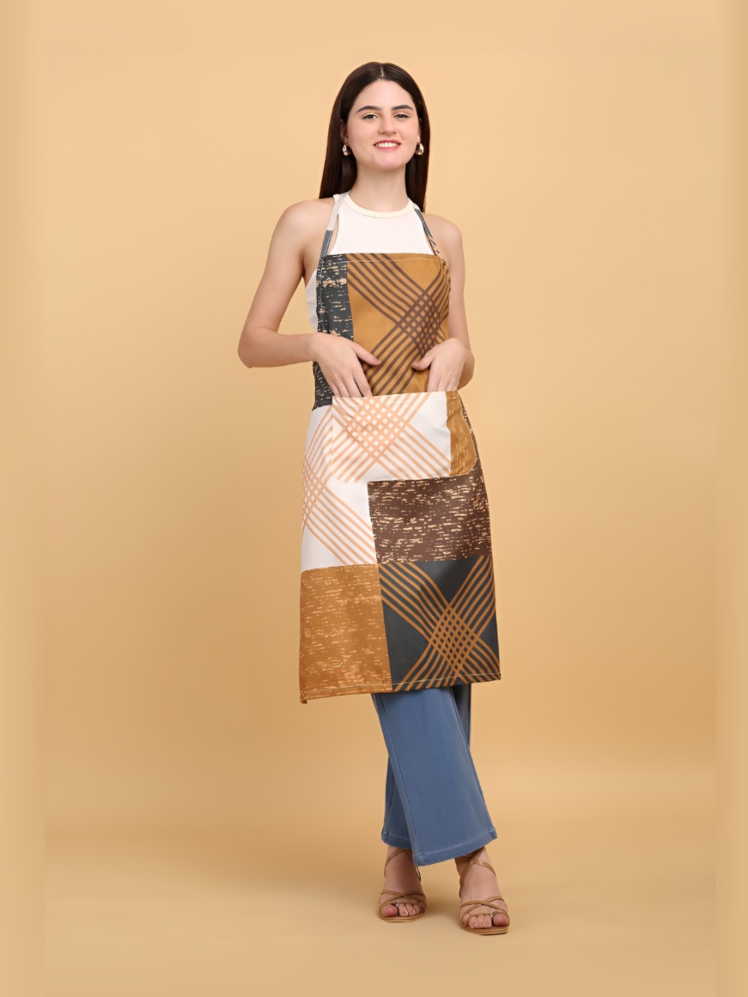 

Arrabi Brown & Cream Geometric Printed Cotton Waterproof Apron with 2 Patch Pockets