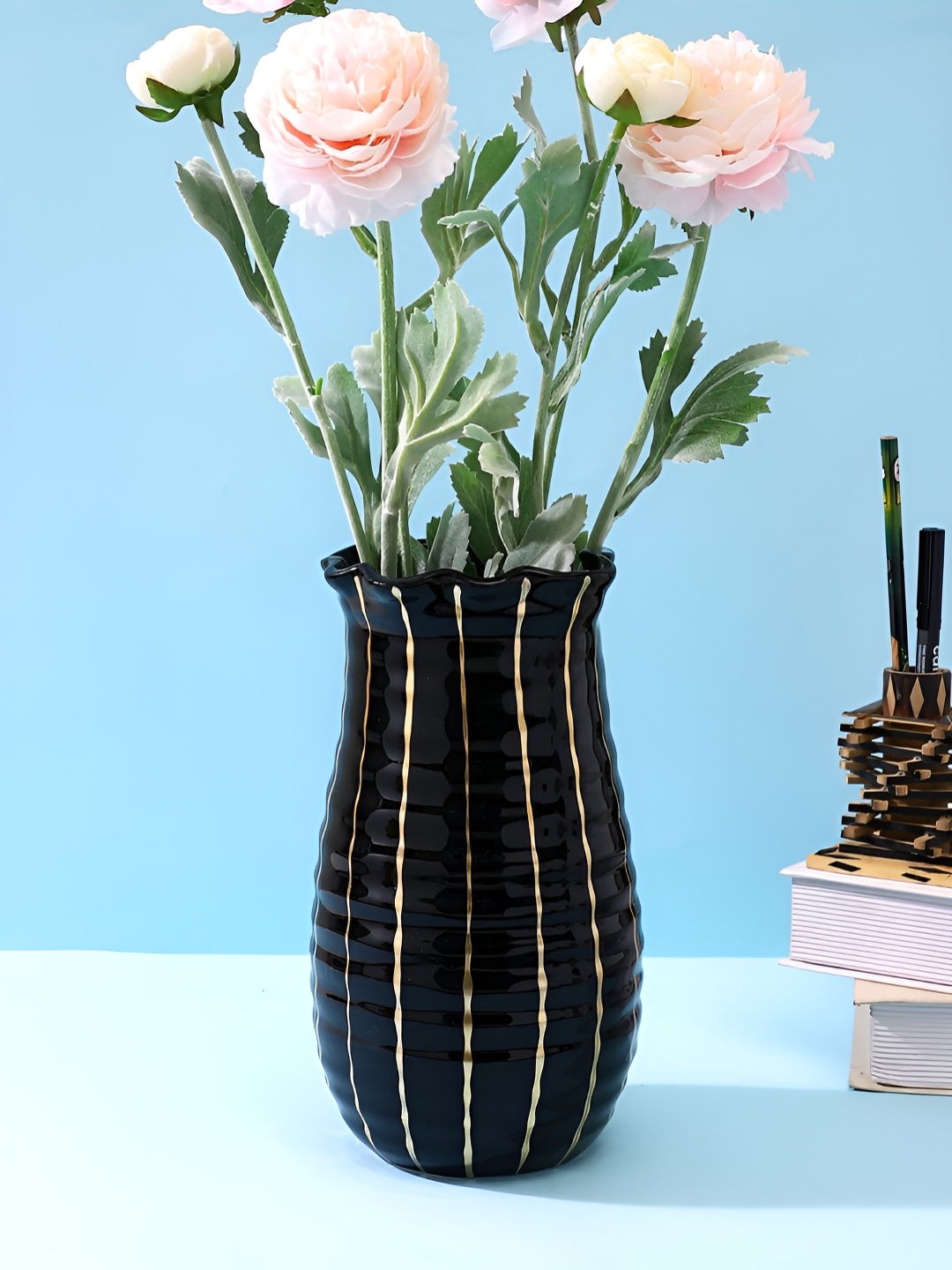 

TAYHAA Black & Gold-Toned Printed Cylindrical Shaped Ceramic Vases