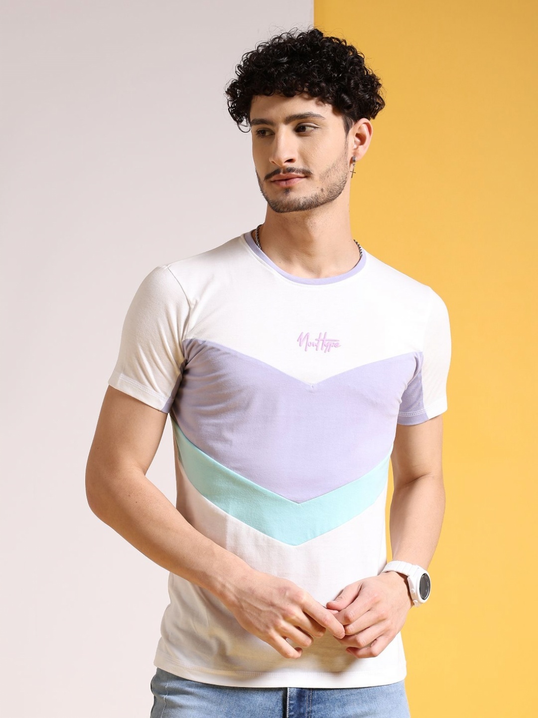 

The Indian Garage Co Men Colourblocked T-shirt, White