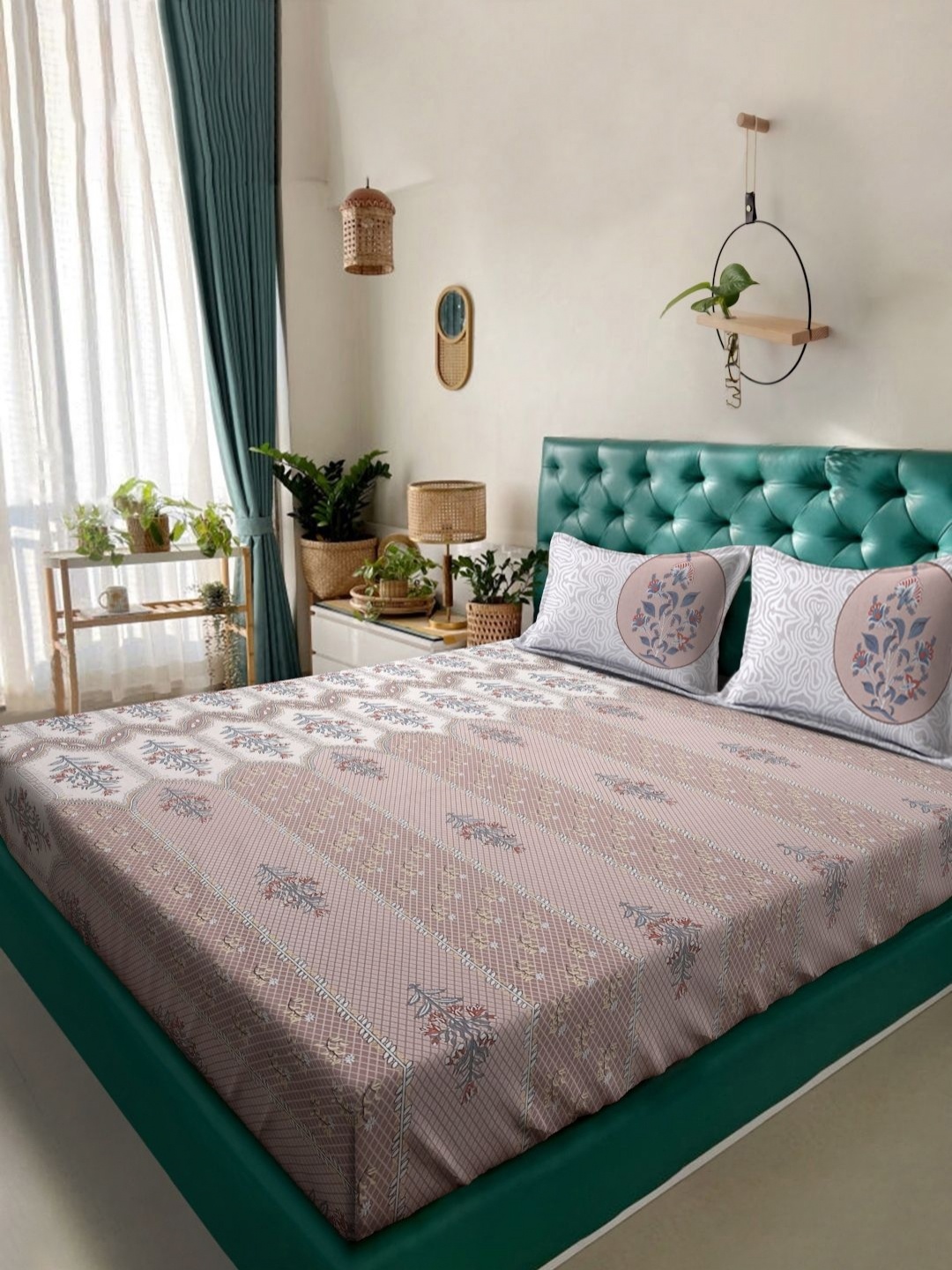 

Aura Peach & Grey Floral Printed Flat 400 TC King Pure Cotton Bedsheet With 2 Pillow Cover