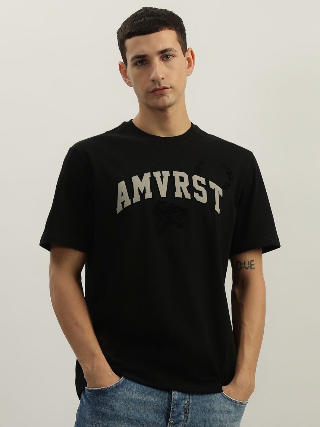 

Antony Morato Men Typography Printed Applique T-shirt, Black