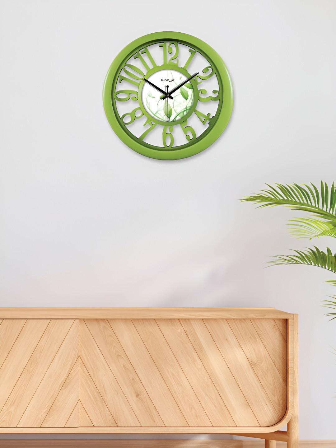 

RANDOM Printed Round Shaped Sweep Silent Movement Contemporary Wall Clock, Green