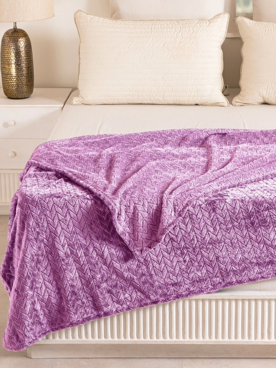 

HOMEMONDE Purple & White Geometric Fleece AC Room Double Bed Blanket