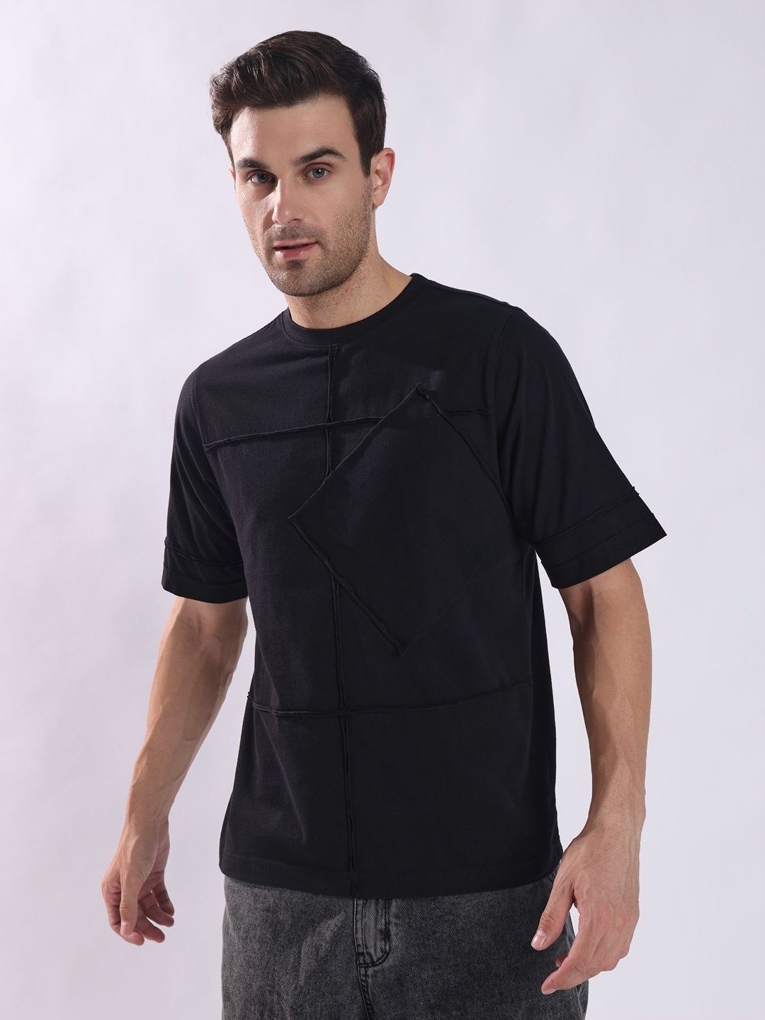 

PUNK Men Geometric Self Design Oversized T-shirt, Black