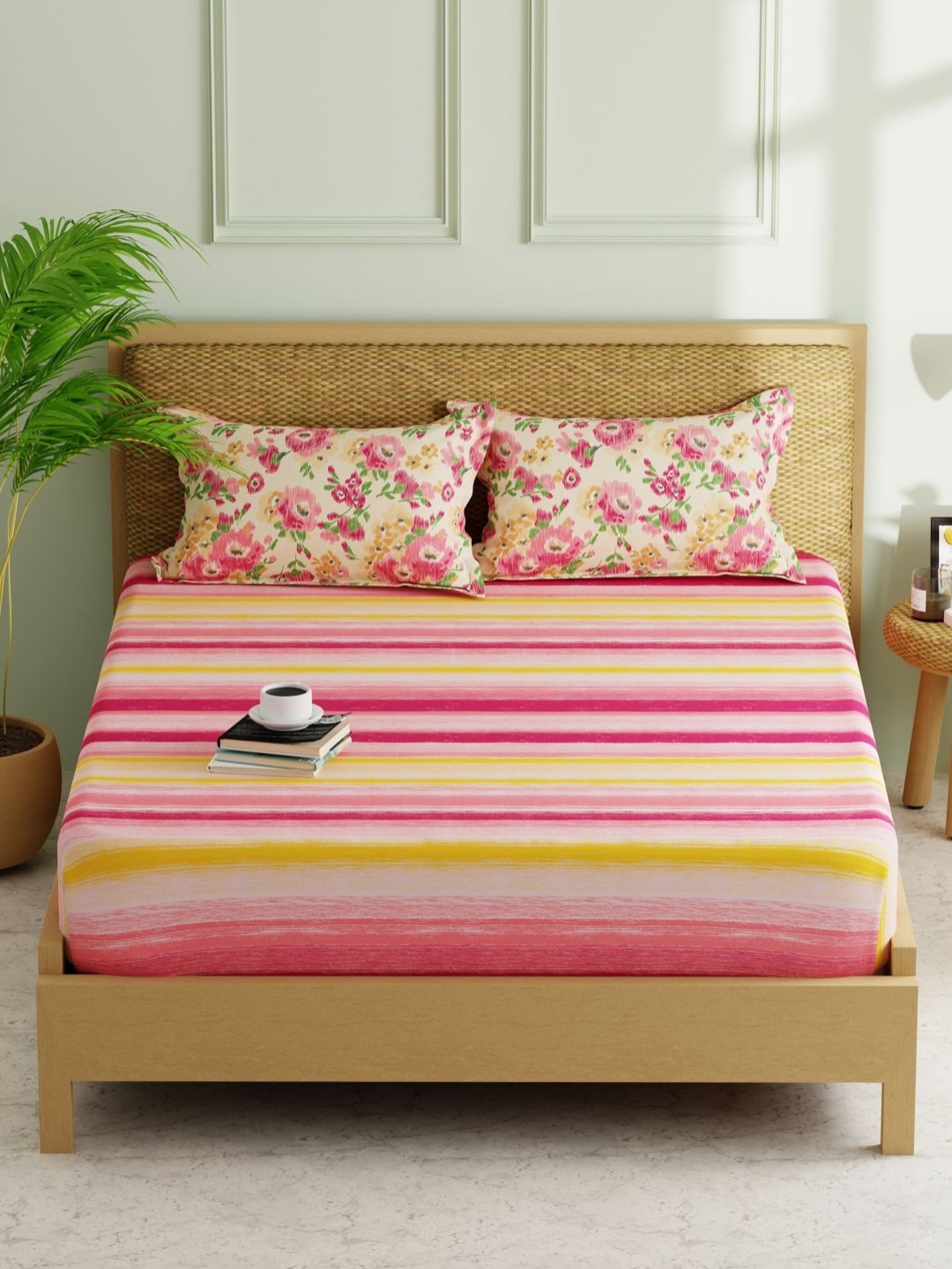 

KOPA Lorenzo Pink Striped Microfiber 152 TC Queen Fitted Bedsheet Set 1.80 m X 1.98 m