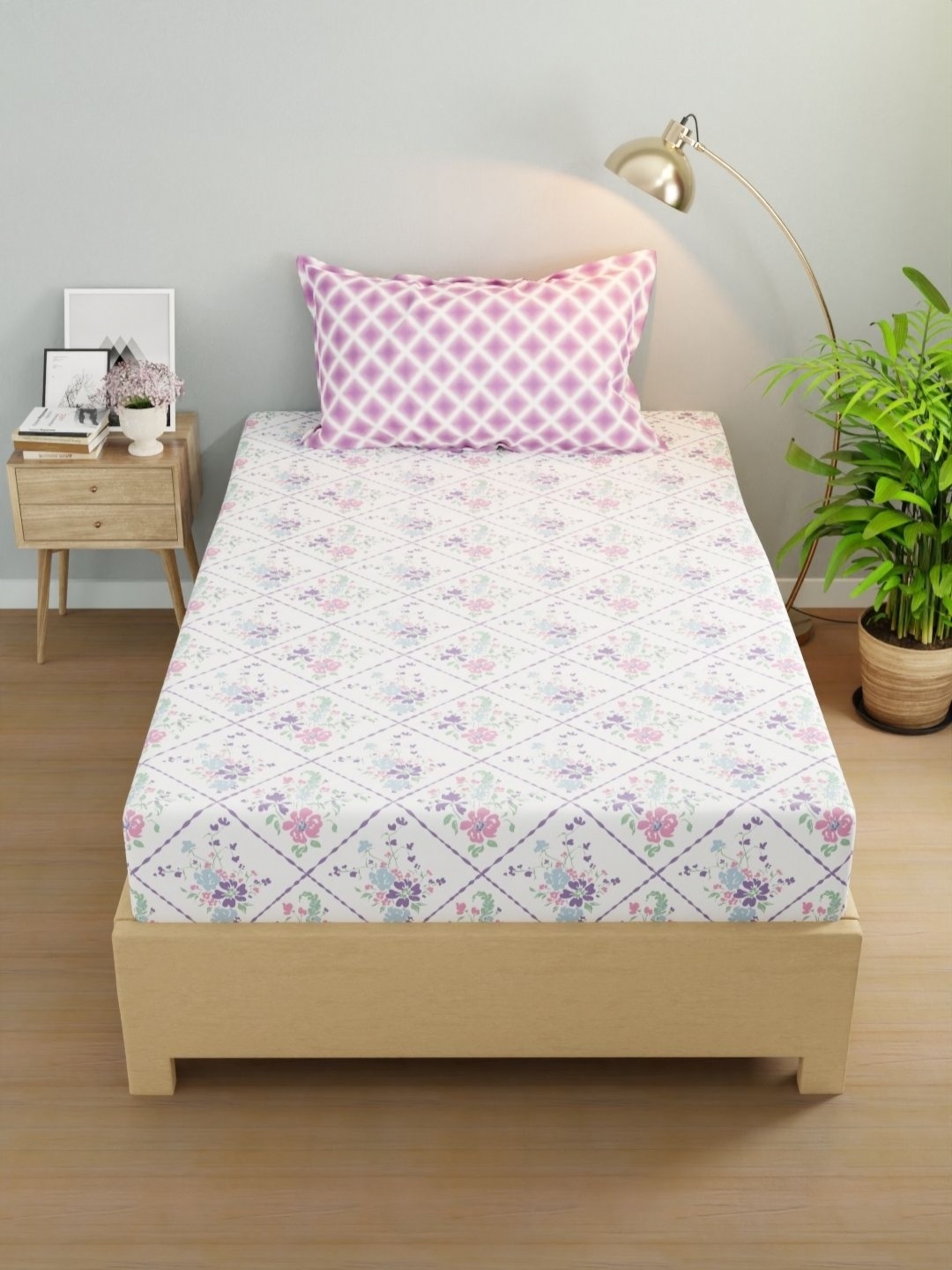 

KOPA Rivera White & Pink Floral Microfiber 200 TC Single Bedsheet Set 1.50 m X 2.24 m