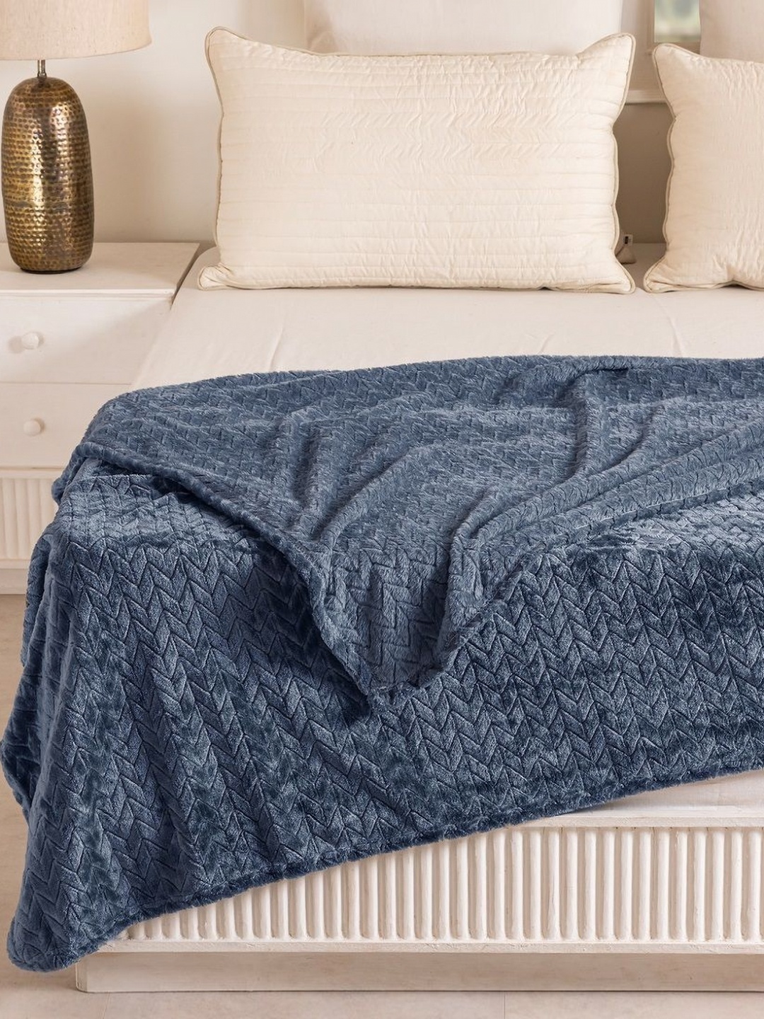 

HOMEMONDE Blue Geometric Fleece AC Room Single Bed Blanket