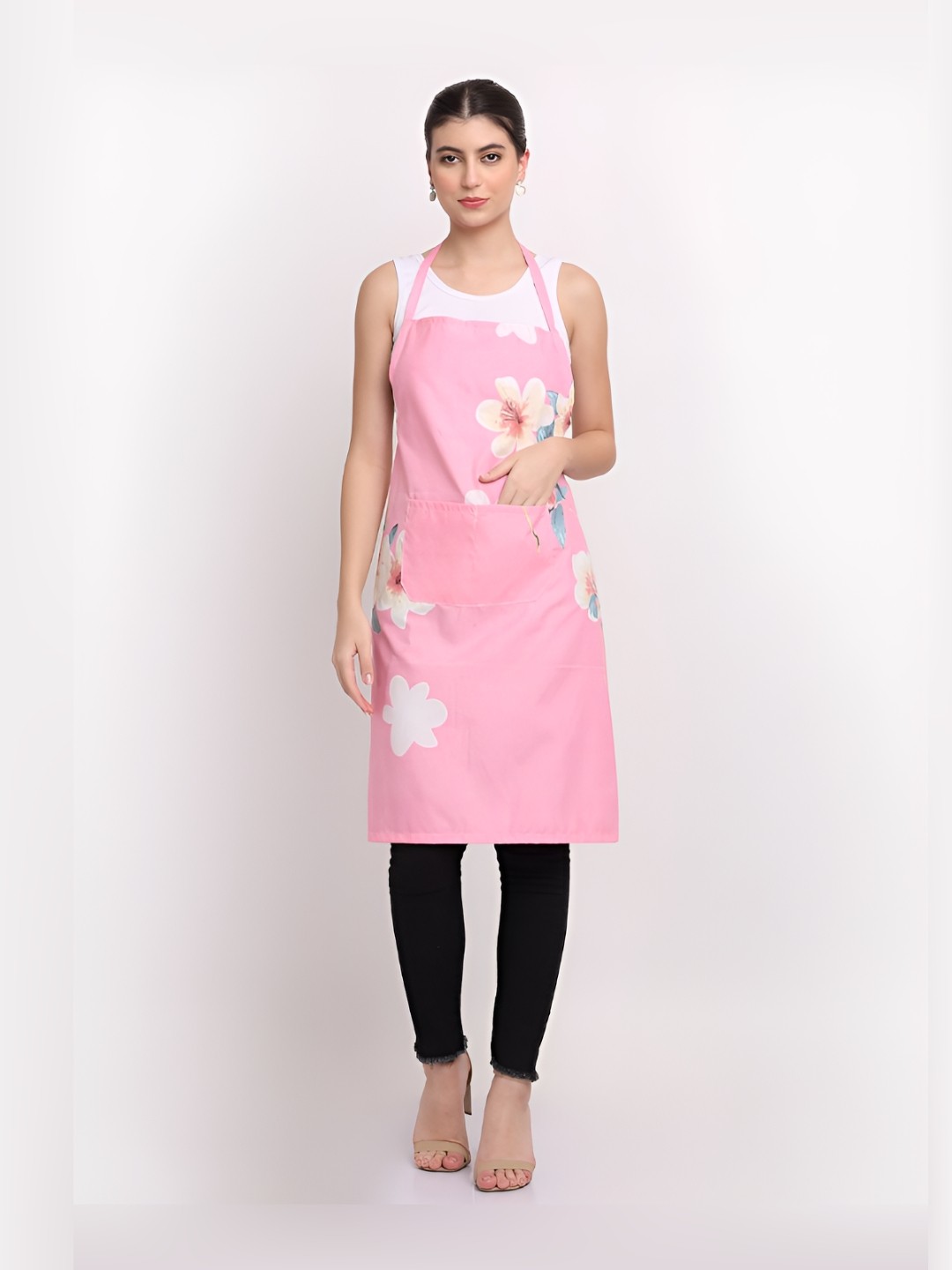 

Arrabi Pink & White Floral Printed Cotton Aprons With Pockets