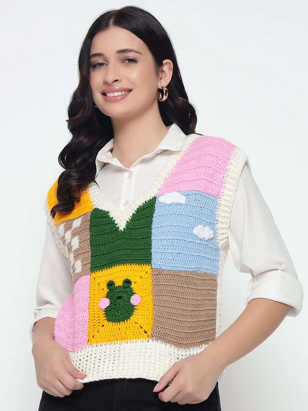 

Sugercandy Women Ribbed Woollen V-neck Sleeveless Sweater Vest, White