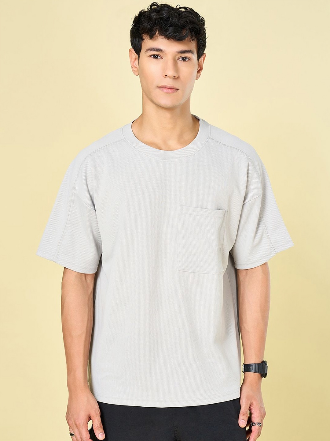 

Street 808 by Pantaloons Men Pockets T-shirt, Grey